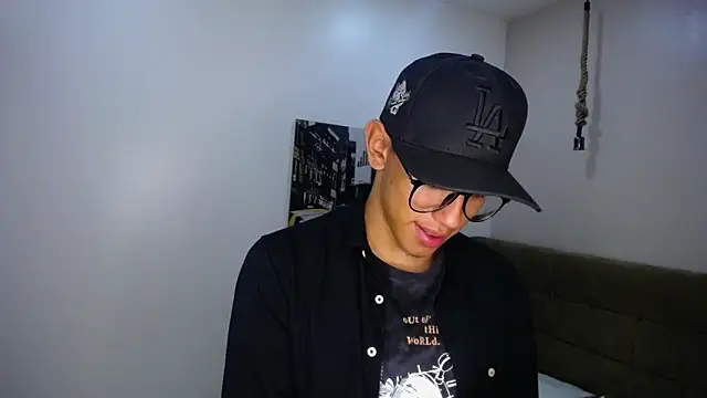 RyanPricee online show from January 18, 2025, 8:09 pm