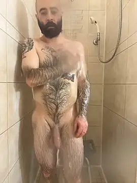 Faded-Solo online show from November 17, 2025, 1:33 am