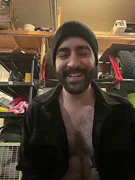 Snapshot of Faded-Solo chatting on April 17, 2026, 8:50 am Faded-Solo online show from April 17, 2026, 8:50 am
