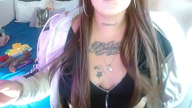 Snapshot of brittanysexhot chatting on March 27, 2026, 4:51 pm brittanysexhot online show from March 27, 2026, 4:51 pm