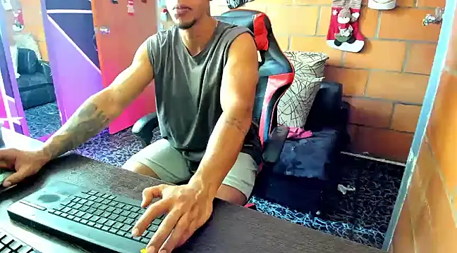 Adam Valenciia online show from January 6, 2025, 6:31 pm