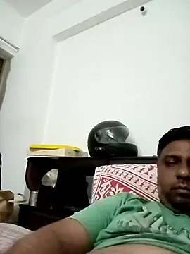 jemes21in online show from February 23, 2025, 8:00 pm