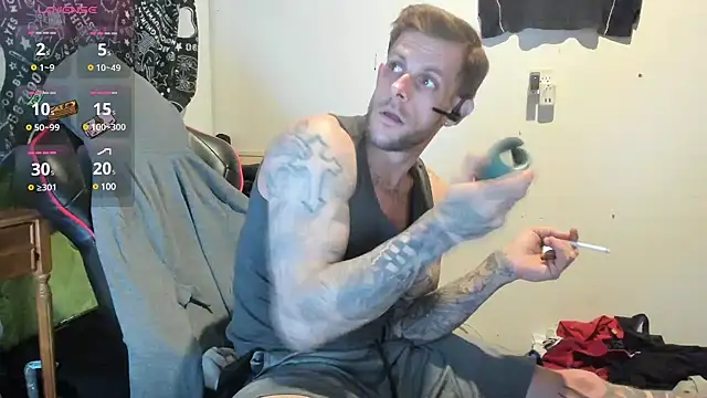 Snapshot of JamesMichael88 chatting on March 12, 2025, 3:35 am JamesMichael88 online show from March 12, 2025, 3:35 am