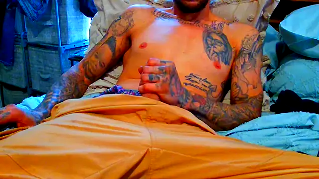 Snapshot of JamesMichael88 chatting on December 17, 2025, 3:40 pm JamesMichael88 online show from December 17, 2025, 3:40 pm