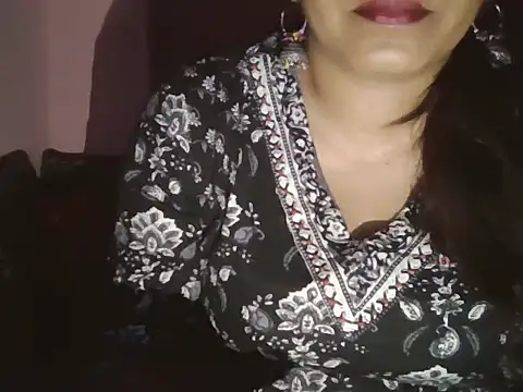 Snapshot of Hot-shanvi chatting on May 18, 2026, 5:52 pm Hot-shanvi online show from May 18, 2026, 5:52 pm