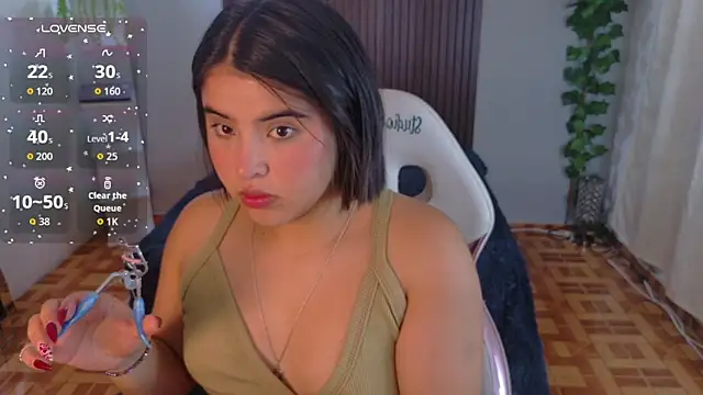 michell petty01 online show from September 18, 2025, 4:03 am