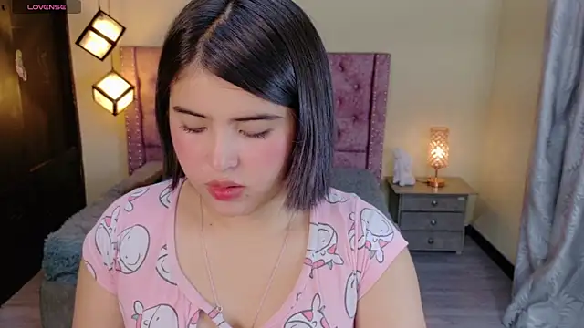 michell petty01 online show from October 1, 2025, 3:23 am