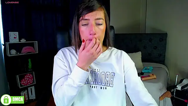 Qadesh Boix online show from March 19, 2025, 8:00 pm