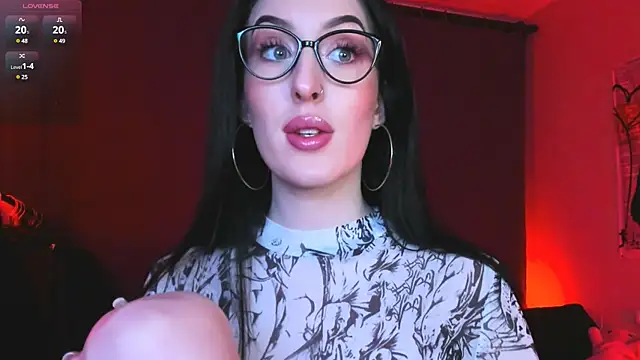 Snapshot of Miss_Alice__ chatting on March 9, 2025, 10:30 pm Miss Alice online show from March 9, 2025, 10:30 pm