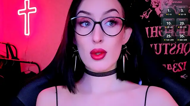 Miss Alice   online show from April 18, 2026, 12:47 am