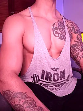 Joylopez fit online show from November 14, 2025, 2:16 pm