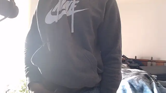 Snapshot of dominatingblacklove chatting on January 29, 2025, 3:54 am dominatingblacklove online show from January 29, 2025, 3:54 am