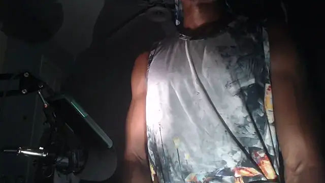 Snapshot of dominatingblacklove chatting on March 14, 2025, 9:35 am dominatingblacklove online show from March 14, 2025, 9:35 am