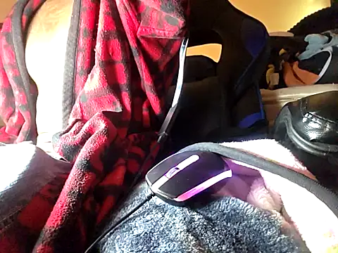 Snapshot of dominatingblacklove chatting on September 13, 2025, 10:42 pm dominatingblacklove online show from September 13, 2025, 10:42 pm