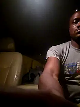 Snapshot of dominatingblacklove chatting on November 15, 2025, 8:00 am dominatingblacklove online show from November 15, 2025, 8:00 am