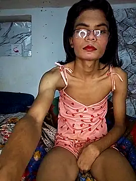 Enna Zarza  online show from September 27, 2025, 5:45 am