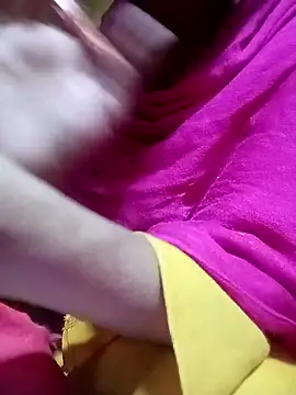 Snapshot of Piya_Ji chatting on February 24, 2025, 5:20 pm Piya Ji online show from February 24, 2025, 5:20 pm