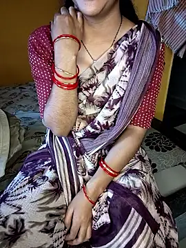 lovelygirl4567 online show from October 7, 2025, 5:15 am