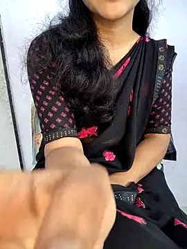 lovelygirl4567 online show from October 27, 2025, 7:45 am