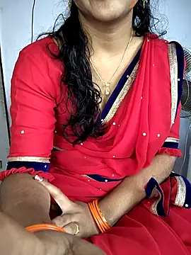 lovelygirl4567 online show from November 13, 2025, 2:54 am