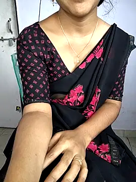 lovelygirl4567 online show from November 27, 2025, 6:26 am