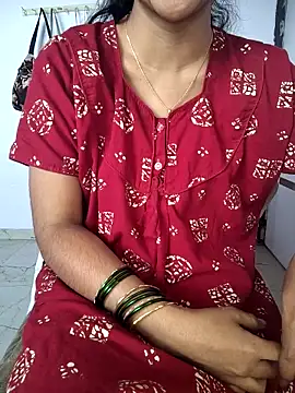 lovelygirl4567 online show from December 21, 2025, 6:20 am