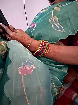 lovelygirl4567 online show from January 15, 2026, 8:08 am