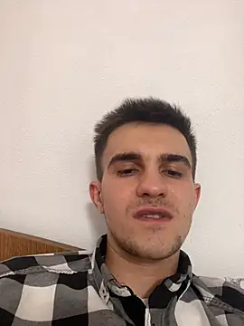 Demonpull69 online show from December 31, 2024, 9:39 pm