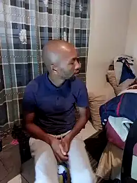 MKbesxxx online show from March 15, 2025, 6:32 pm