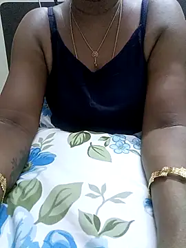 Tamil Vishalini online show from October 6, 2025, 5:43 pm