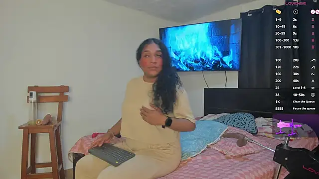 madisonbrunette online show from November 15, 2025, 4:43 am