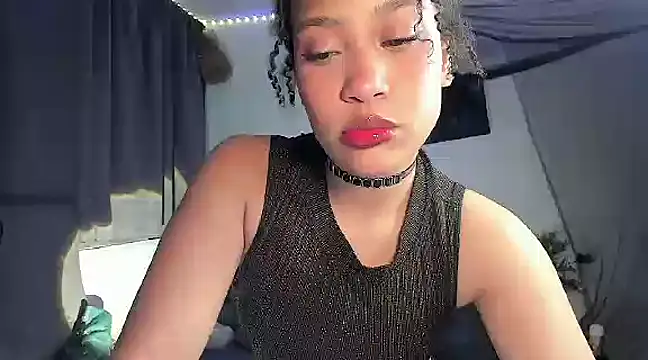 Snapshot of bronwgirl69 chatting on March 8, 2025, 4:23 am bronwgirl69 online show from March 8, 2025, 4:23 am