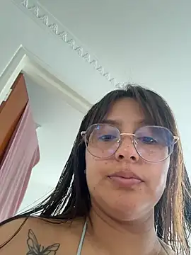 Gretta Hot online show from October 30, 2025, 6:52 pm