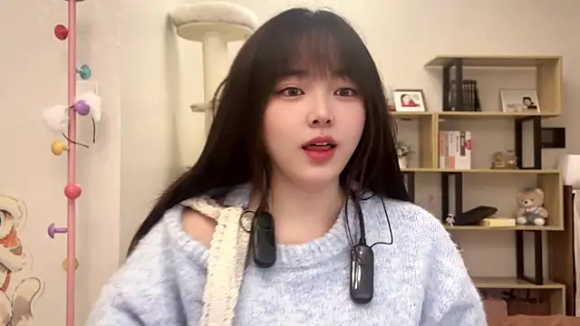 Chenjing0 online show from November 2, 2025, 2:47 am