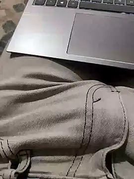 Snapshot of dreamers_dick chatting on January 1, 2025, 2:42 pm dreamers dick online show from January 1, 2025, 2:42 pm