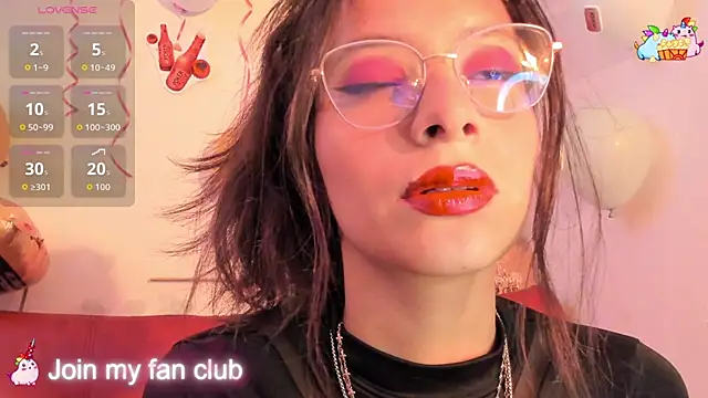 Misha Lover online show from September 25, 2025, 8:45 pm