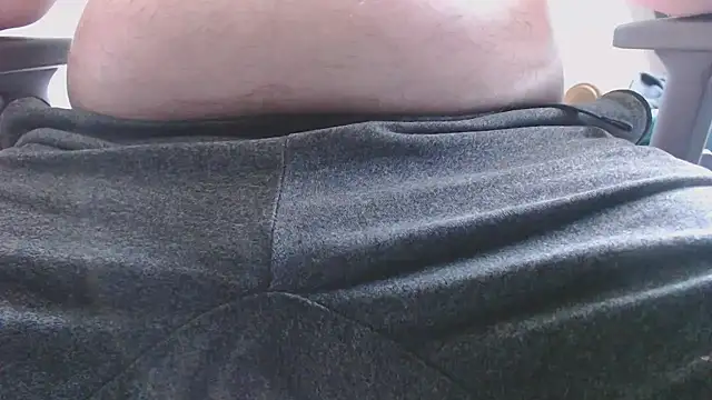 Snapshot of calypsohot chatting on July 3, 2026, 7:48 am calypsohot online show from July 3, 2026, 7:48 am