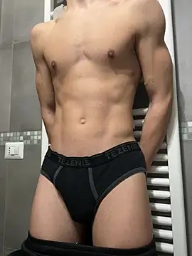 EmanuelMCL online show from January 22, 2025, 8:28 pm