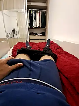 Snapshot of merty2233 chatting on January 26, 2025, 8:23 pm merty2233 online show from January 26, 2025, 8:23 pm