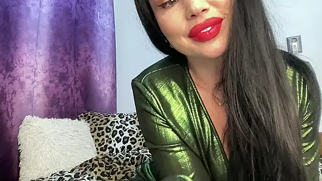 JasmineBlade online show from November 12, 2025, 9:03 pm