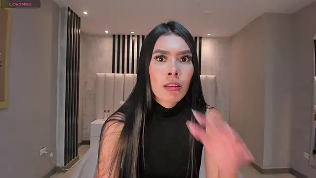 NiaSalvatore online show from February 26, 2025, 11:26 pm