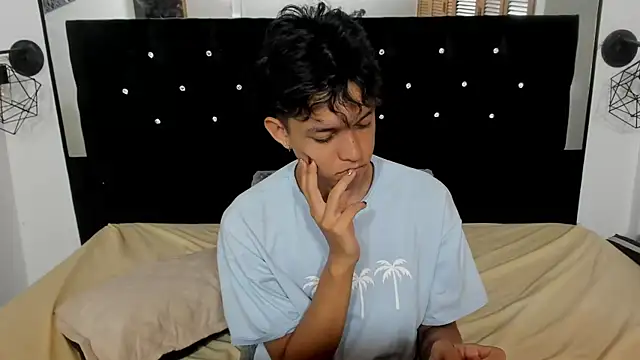 Snapshot of jisuscat chatting on November 23, 2025, 6:46 am jisuscat online show from November 23, 2025, 6:46 am