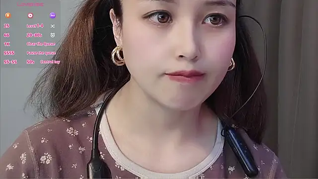 Lucky-xiuxiu online show from March 3, 2026, 12:22 pm