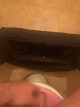 balint35 online show from October 22, 2025, 6:40 pm