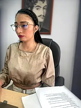 BELLA--26 online show from November 29, 2025, 12:52 pm