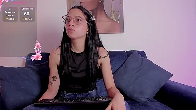 catalina rrosee online show from January 5, 2025, 7:07 pm