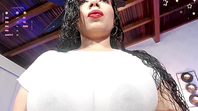 harper ziu online show from November 17, 2025, 12:11 pm