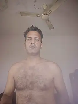 MAGNETICDADDY8 online show from October 3, 2025, 3:47 am