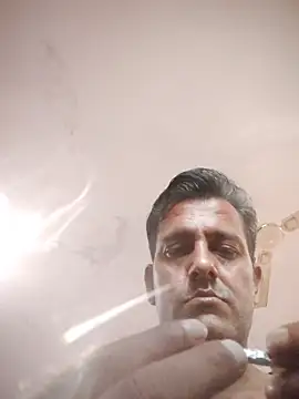 MAGNETICDADDY8 online show from October 19, 2025, 10:49 am