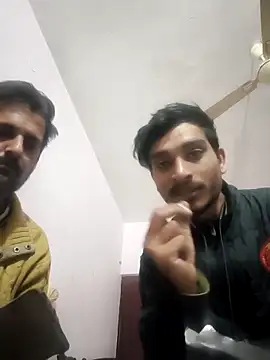 MAGNETICDADDY8 online show from November 25, 2025, 1:00 pm